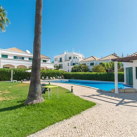カバナス・デ・タビラCasa Oceanus - 2Bdr W Pool & Relaxing Balcony - 5 Mins Downtownアパートメント エクステリア 写真