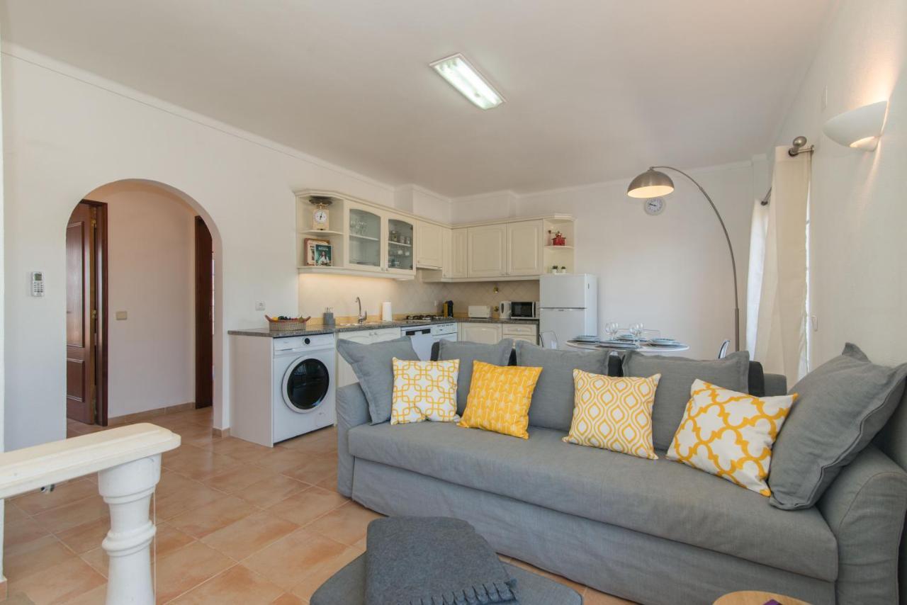 カバナス・デ・タビラCasa Oceanus - 2Bdr W Pool & Relaxing Balcony - 5 Mins Downtownアパートメント エクステリア 写真